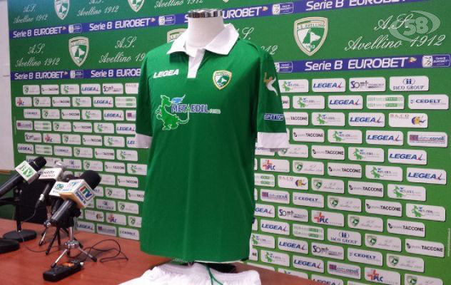 Nuova divisa per l'Avellino: oggi la presentazione/FOTO