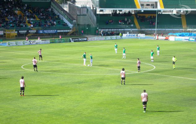 L'Avellino ai playoff, i lupi festeggiano con un turno di anticipo