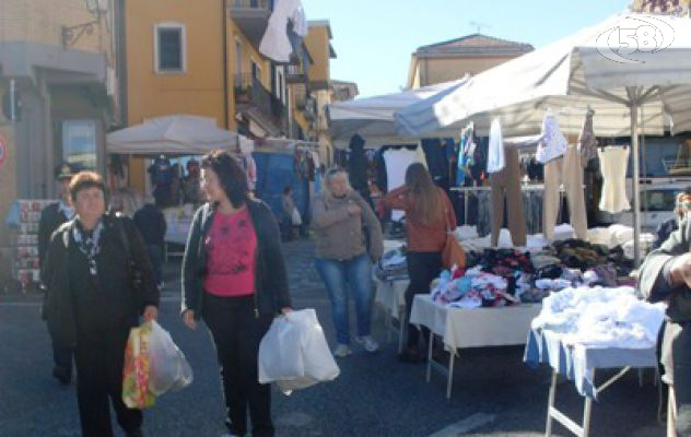 Ariano, il mercato resta nel centro storico. Convocati gli ambulanti per la scelta del posteggio