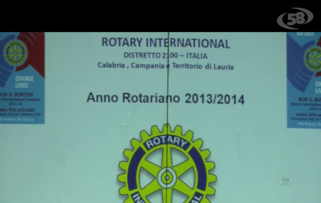 Ariano, teatro e beneficenza: successo per la serata del Rotary/VIDEO