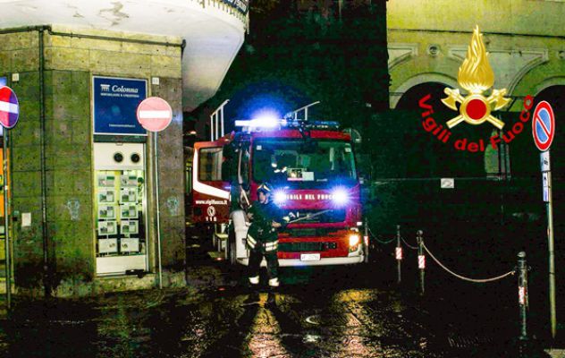 Avellino, incendio al settimo piano di un palazzo
