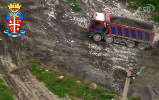 Sorpresi ad estrarre materiale da un torrente, due denunce