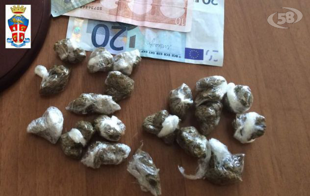 Ariano, lotta alla droga: 26enne in manette. Beccato con 126 dosi di marijuana