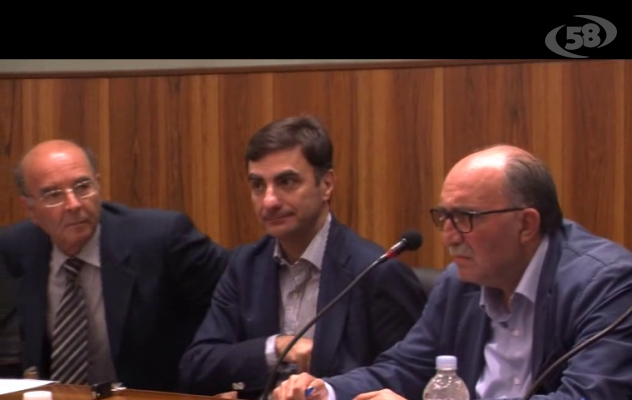 Ex Irisbus, fronte comune dei sindaci dell'Ufita/INTERVISTA GAMBACORTA