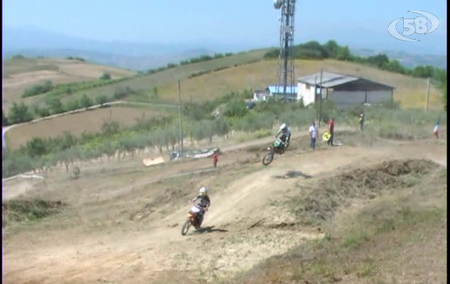 Calcetto e cross a Montecalvo: gara delle moto in ricordo di Clara Iannarone/VIDEO