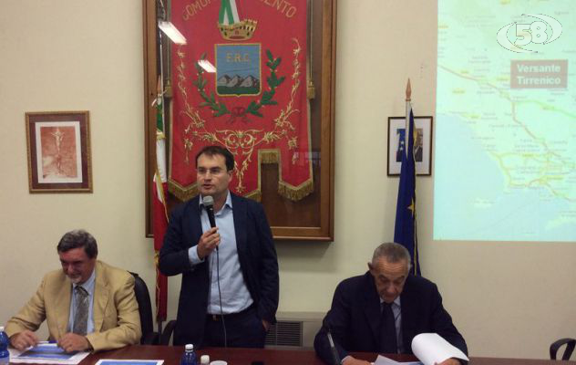 Lioni-Grotta/Famiglietti: "Impegno del Governo su infrastrutture". E De Caro annuncia: "Commissario anche per la Napoli-Bari"