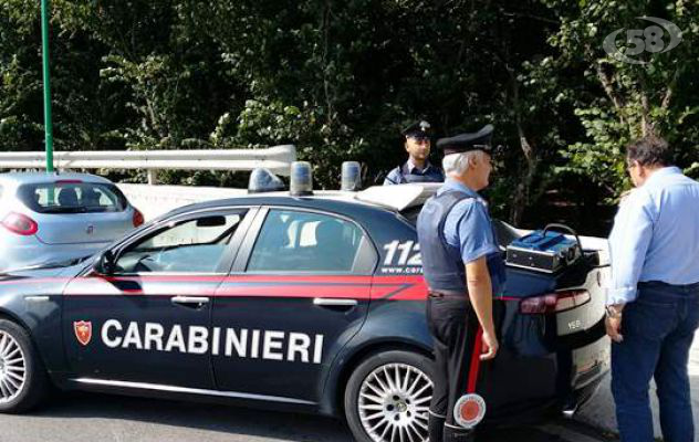 Montoro, spranghe di ferro nell'auto: foglio di via per due pregiudicati