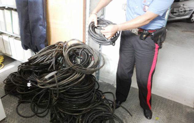 Bagnoli, i Carabinieri sventano furto di rame