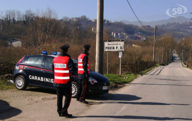 Rubati portafiori nel cimitero: ritrovati un una campagna