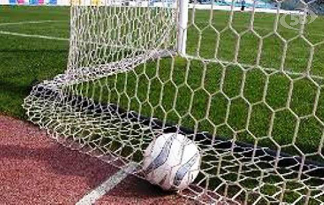 Vola l'Eclanese. Prima frenata per la Virtus Avellino