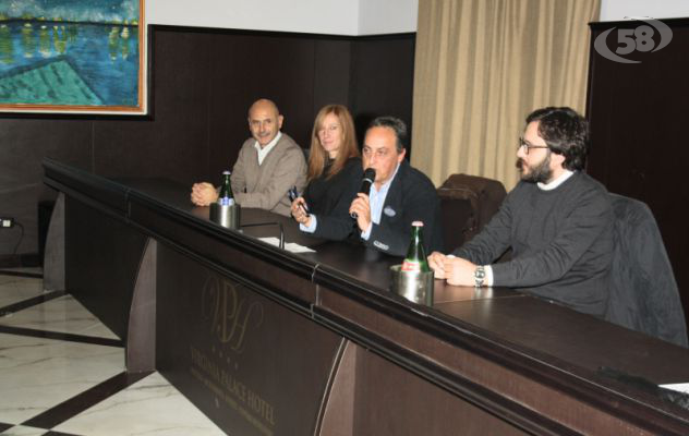 Terremoto, nel giorno del ricordo Avellino presenta il gemellaggio con L’Aquila