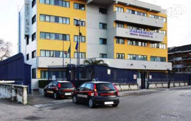 Entra con un bastone nel Tribunale: fermato dai Carabinieri