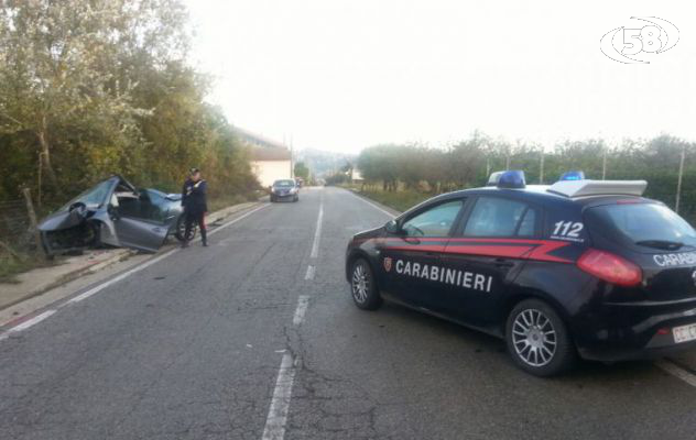 35enne si schianta con l'auto: è grave. L'incidente a Montefalcione