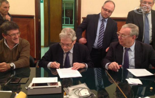 Ex Irisbus, lavoratori a Roma: c'è l'intesa con Fiat. Nessun licenziamento