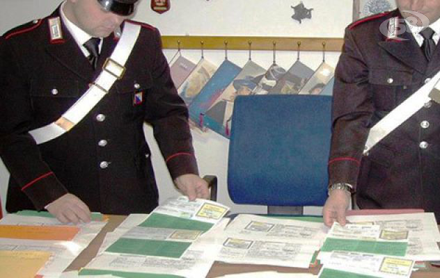 Truffano compagnia assicurativa, denunciate tre persone