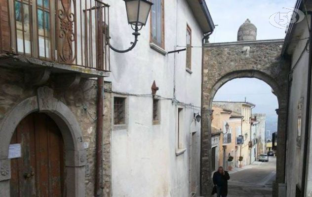 Trevico, con i poeti erranti sul tetto d'Irpinia/VIDEO. Arminio: ''Noi un'armata Brancalone''