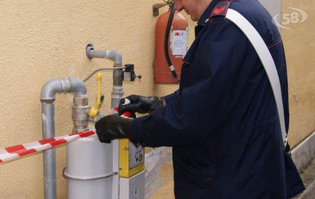 Allacci abusivi, avevano omesso i contatori del gas: due denunce