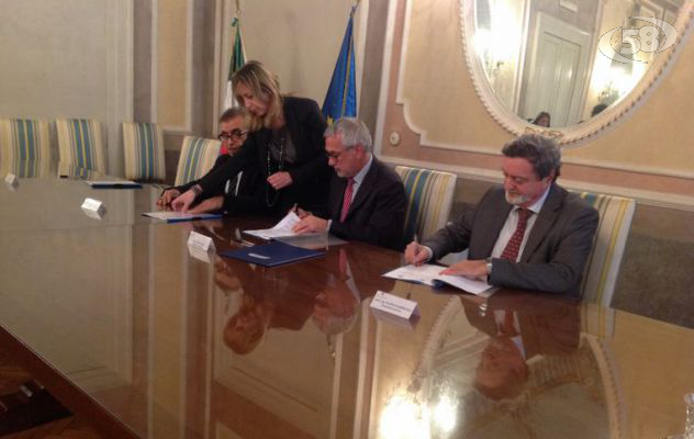 Lioni-Grottaminarda, protocollo contro l'infiltrazione dei clan: nel 2017 il primo lotto/VIDEO