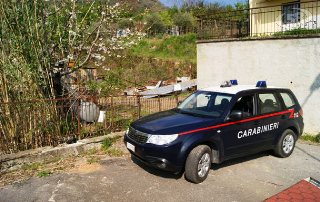 Quinidici, costruzioni abusive e discarica illegale: due persone nei guai