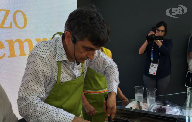 Salemme cuoco all'Expo Irpinia: ''Caldoro pasta al forno, De Luca pasta e fasuli''