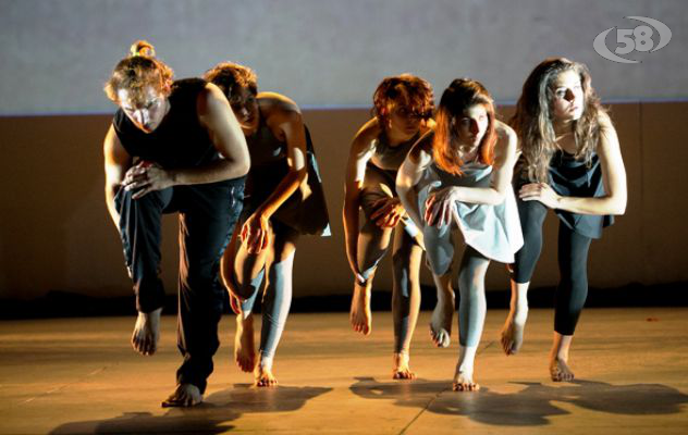 Teatro, gli allievi del Gesualdo si esibiscono a Roma e Torino