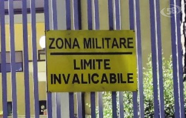 Montoro, tentò di entrare in caserma di notte: pregiudicato ai domiciliari