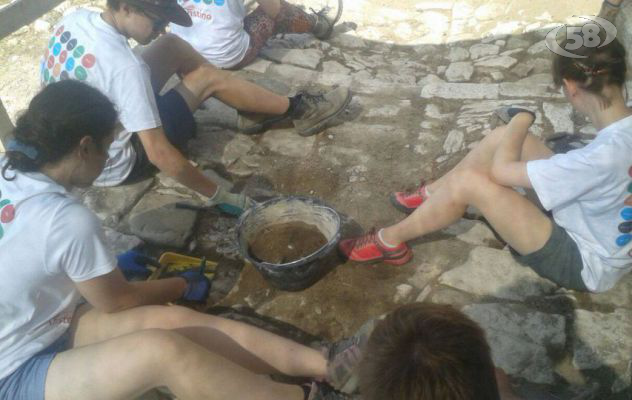 Come Matera, anche Montecalvo ha i suoi ''sassi''. Un progetto per salvare il ''Trappeto''